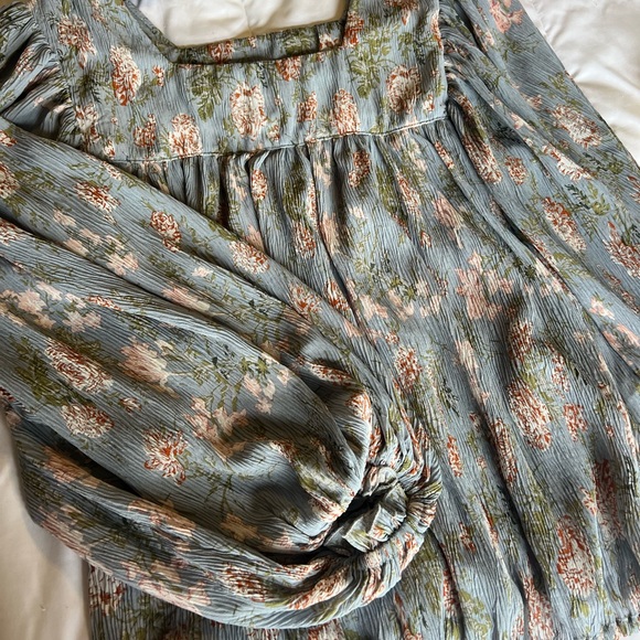 Altar’d State Blue Floral Boho Gauze Blouse size XS - Picture 6 of 9